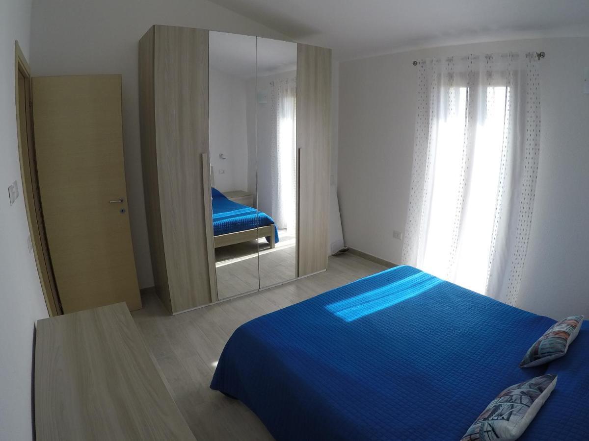 Aquilone Apartment Badesi Exterior foto